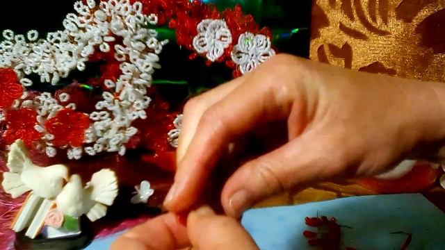 Вы не поверите!как невероятно ПРОСТО сделать ?СЕРДЦЕ из бисера ко Дню Св. Валентина?.цветы из бисер смотреть онлайн