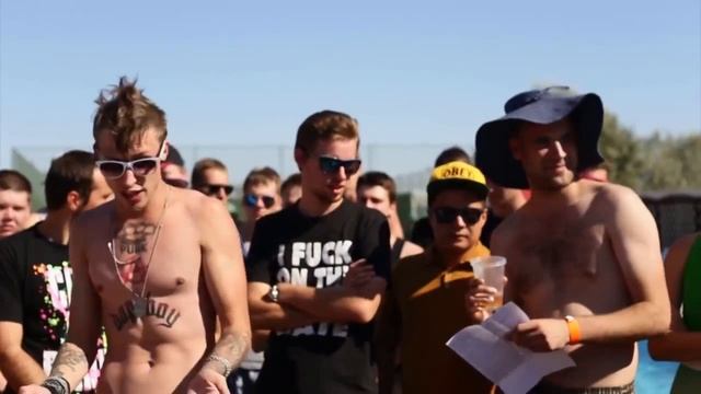 На случай важных переговоров (Такини) SLOVO V - SLOVOFEST смотреть онлайн