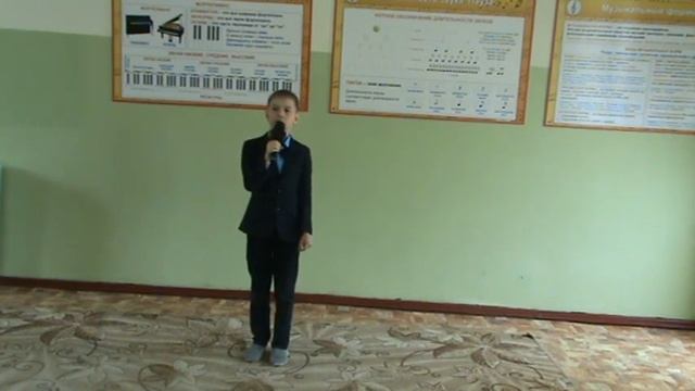 Чистоходов Костя "День Победы яркий праздник" Руководитель Сердинова Э. В. смотреть онлайн