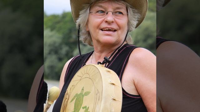 Om Tare Tuttare Ture Svaha смотреть онлайн