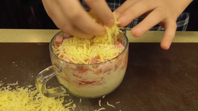 Пицца в чашке. Георгий Апухтин смотреть онлайн