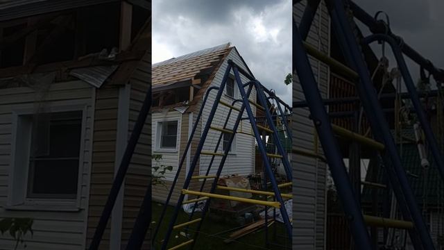 Ремонт крыши своими руками 12. Обрешётка почти готова. смотреть онлайн