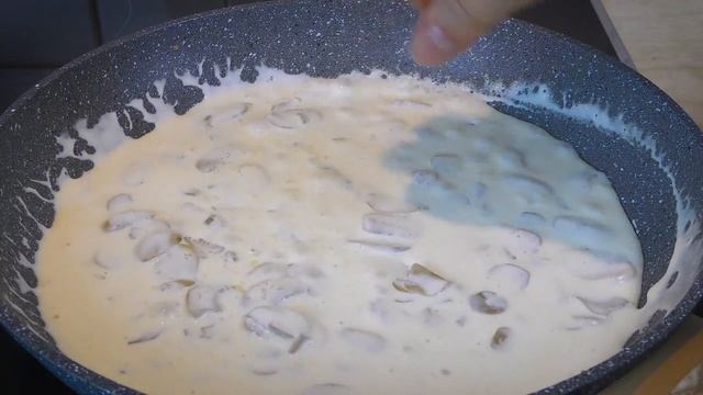 КАМБАЛА, ЗАПЕЧЕННАЯ ПОД ГРИБНЫМ СОУСОМ К ПРАЗДНИКУ смотреть онлайн