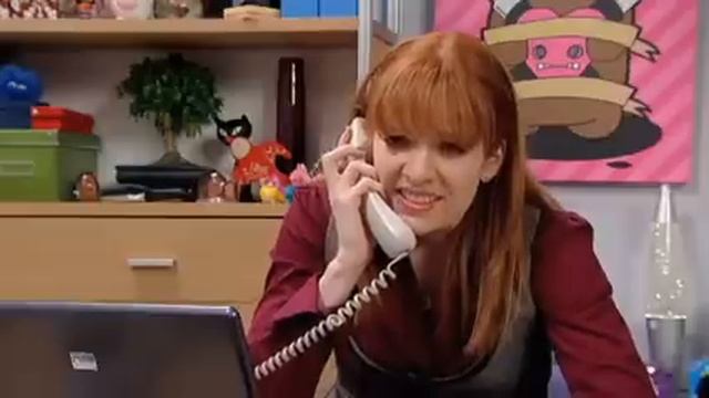 Helpdesk scene from IT Crowd смотреть онлайн