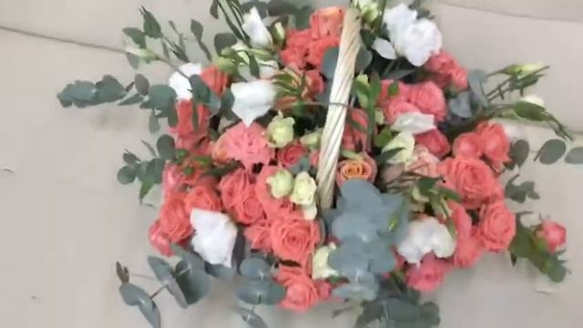 Корзина цветов "Рандеву" смотреть онлайн