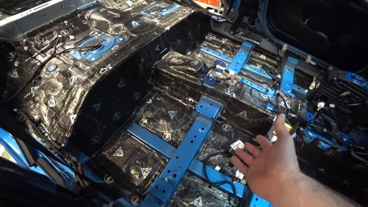 Как сделать шумоизоляцию авто? Секреты работы по технологии StP на примере Nissan Qashqai. смотреть онлайн