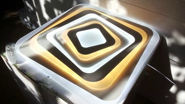 Как светит светодиодный светильник геометрия с диммером! смотреть онлайн