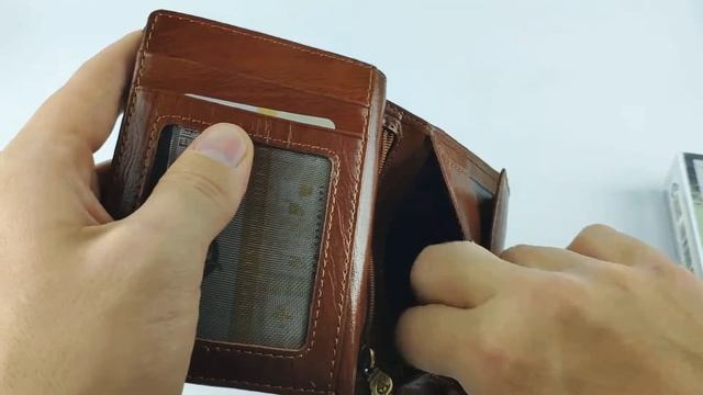 Маленькое портмоне с визитницей мужское натуральная кожа Cosset 119111 смотреть онлайн