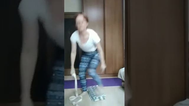Йога Айенгара. 180420 ч3 вытяжения смотреть онлайн