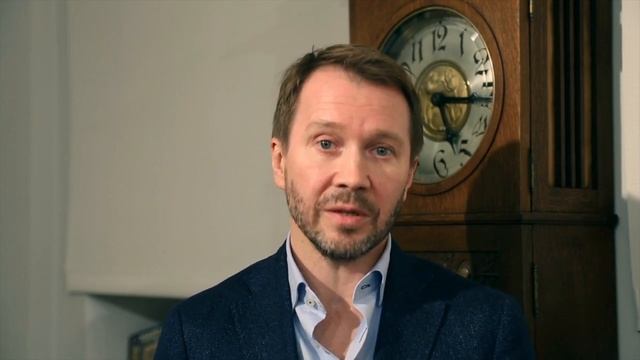 Евгений Миронов поздравляет Русский театр с 70 летием