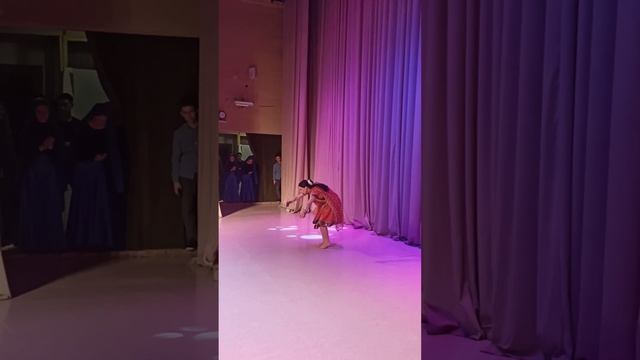 Chikni Chameli. Индийские танцы в Волгограде. смотреть онлайн