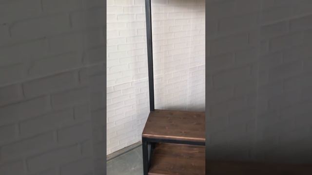 26. Прихожая лофт из сосны и металлического профиля. смотреть онлайн