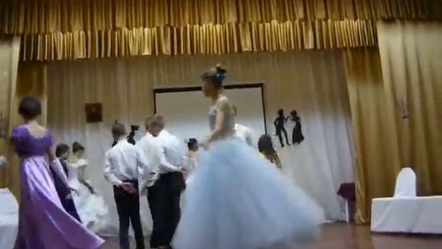 3 Пушкинский бал - Марш карусель смотреть онлайн