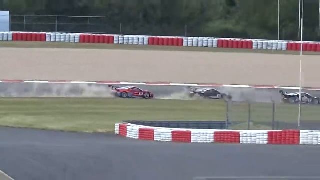 Ferrari Challenge Europe Day 2 смотреть онлайн
