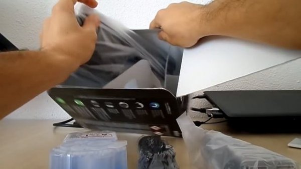 Braun Series 3 3050CC Unboxing [ShaverCheck.com]