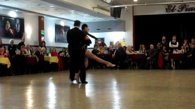 Sagdiana Hamzina & Dmitry Vasin en Milonga La Baldosa 17-08-2018 смотреть онлайн