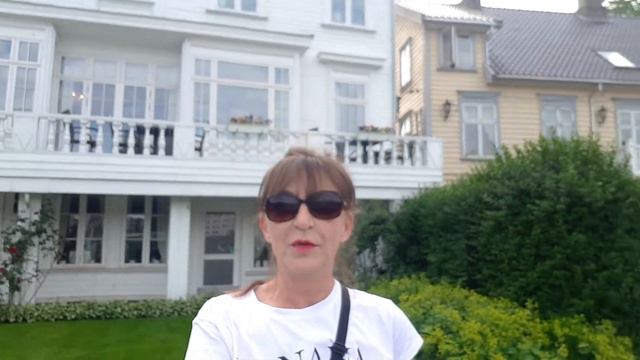 Пришла ОГРОМНАЯ посылка с антиквариатом, а в ожидании чуда делюь Норвегией / Елочные игрушки СССР. смотреть онлайн