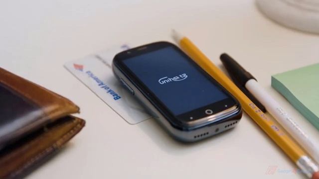 Best Smallest Android Smartphones In 2022 - Top 7