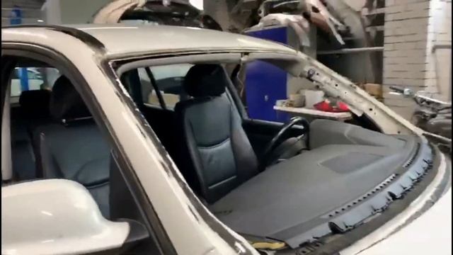 Замена лобового у BMW X3 смотреть онлайн