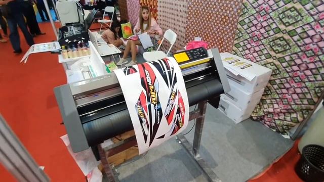 ALLPRINT EXPO 2019-PRINTER CETAK STIKER DECAL MOTOR TERMURAH смотреть онлайн