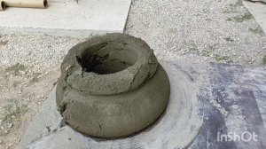 Кувшин из бетона