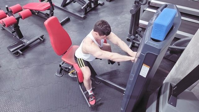 Тренировка жопных мышц ))) А так же предплечий! смотреть онлайн