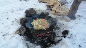 Готовим на садже зимой, в лесу.