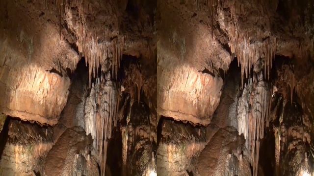 Cosmic Caverns 3D смотреть онлайн