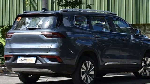 SUV 7 chỗ "giá siêu rẻ" chỉ 581 triệu đồng vừa về đại lý, khiến tất cả đối thủ khiếp sợ ? | Xe 360 смотреть онлайн