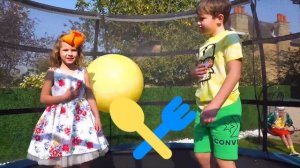 Катя и Макс собрались в путешествие