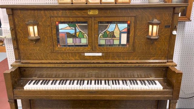 Player piano in the Antique Mall basement смотреть онлайн