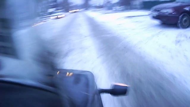 Первый снег ❄ мопеде Alpha с люлькой смотреть онлайн