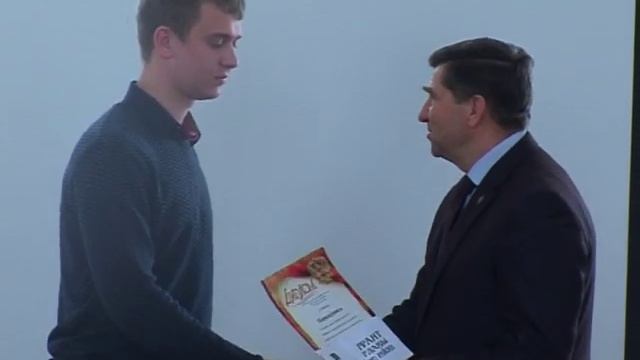 Гранты лучшим студентам колледжа смотреть онлайн