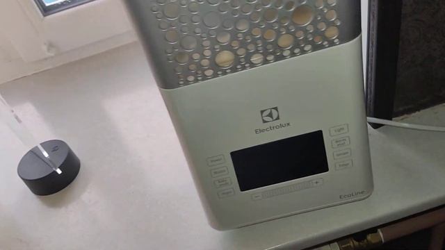 как правило пользоваться увлажнителем воздуха Electrolux смотреть онлайн