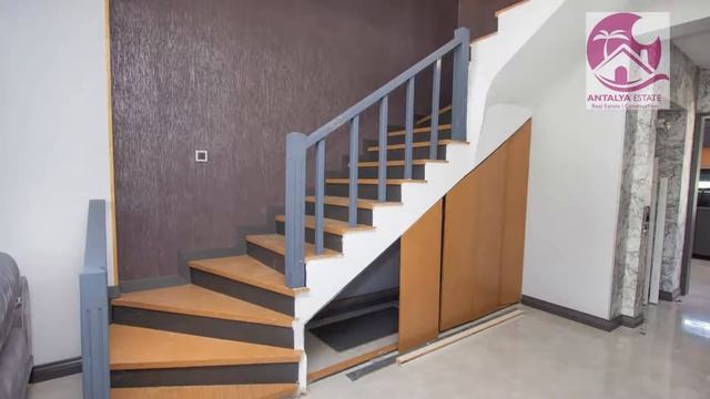 Вилла с пятью спальнями и бассейном на продажу в Кунду, Анталия смотреть онлайн