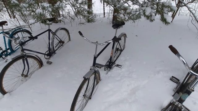 Что у Мауса на даче? Обзор части коллекции смотреть онлайн