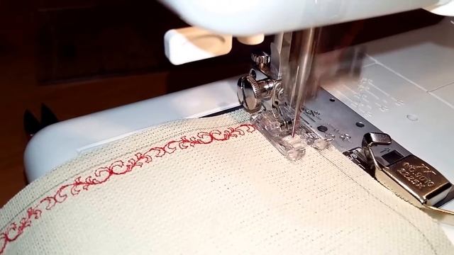 Sewig napkins. Red motive. Шьем салфетки. Красный мотив. Janome MC 5200 смотреть онлайн