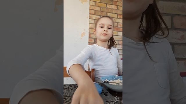 Как сделать слайм из воды и муки смотреть онлайн