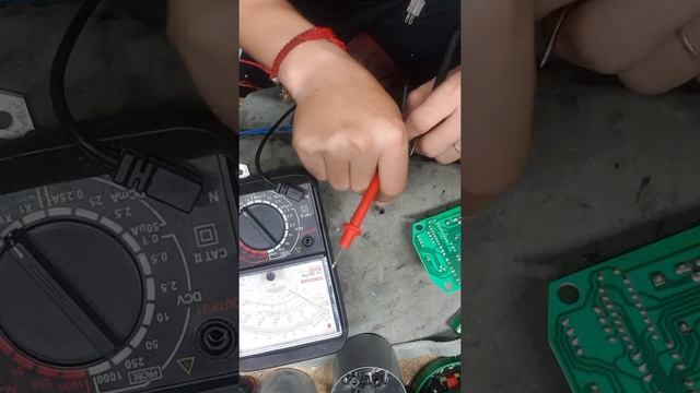 Hướng Dẫn Sửa Sạc Bosch 14-18v Lỗi Có Nguồn Nhưng Không Sạc смотреть онлайн