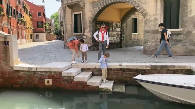 мы в ВЕНЕЦИИ! штраф в 450 евро - за что? смотреть онлайн
