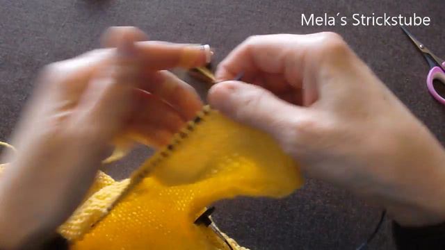 Ragmela 49 - Kinderpullover Mit U-Boot - Ausschnitt In Größe 80 Stricken