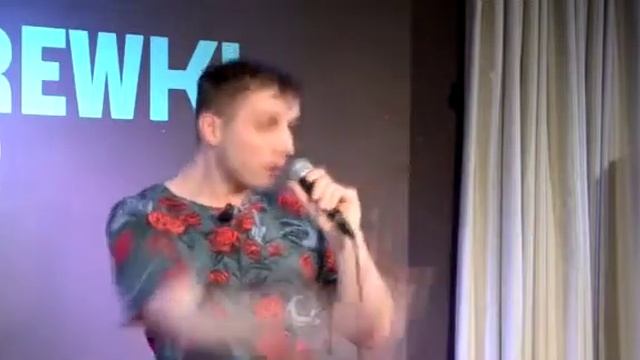 Дэн Эмохой и его стендап параноика смотреть онлайн