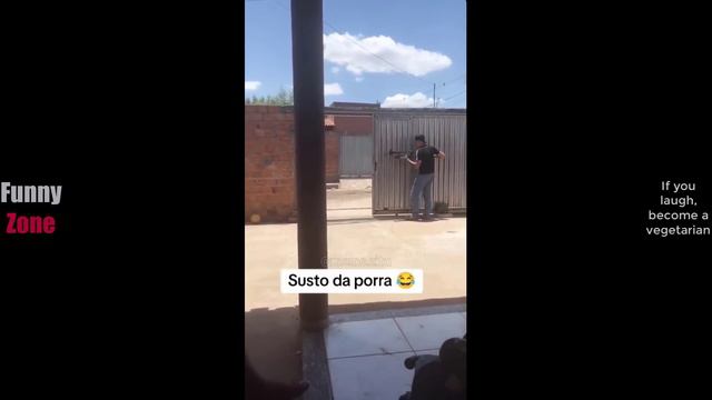 Попробуй не засмеяться (№14). Лучшие Приколы 2024 #СмешныеМоменты #shorts #ютубшортс #смех #приколы смотреть онлайн