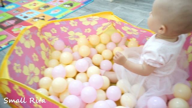 Бассейн с шариками. Развивающие игрушки для детей/Pool with balls. Educational toys for children смотреть онлайн