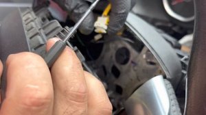 How to Remove the Clockspring Steering Wheel And Airbag Ford Kuga 1 2008 - 2013
