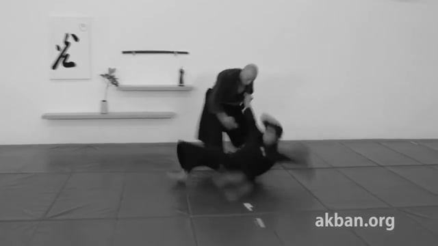 ‪1st defense against one hand grab, Ninjutsu - Technique for Akban wiki‬ смотреть онлайн
