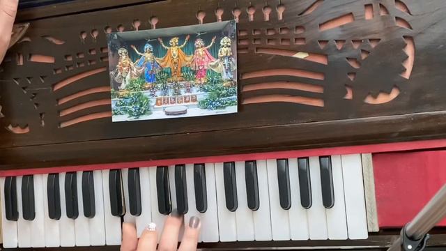 Gauranga Karuna Koro chords / Гауранга Каруна Коро аккорды смотреть онлайн
