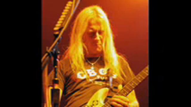 Jerry Cantrell смотреть онлайн