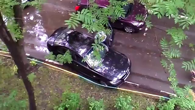 Пьяная баба крушит все во дворе Пьяная баба крушит все во дв смотреть онлайн