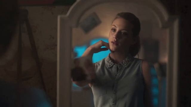 Same Old Love - Lili Reinhart (Music Video). смотреть онлайн